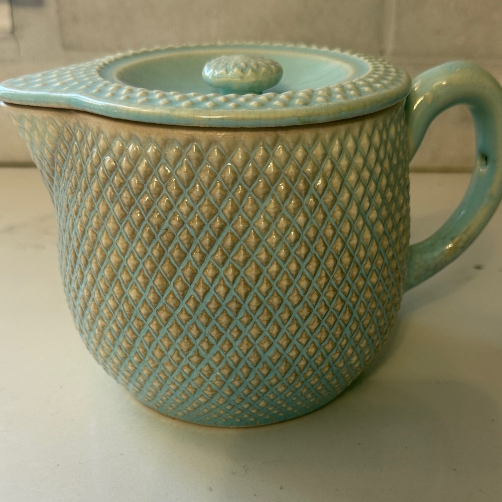 Vintage Japanese Aqua Blue Textured lidded pitcher diamond quilt pattern
